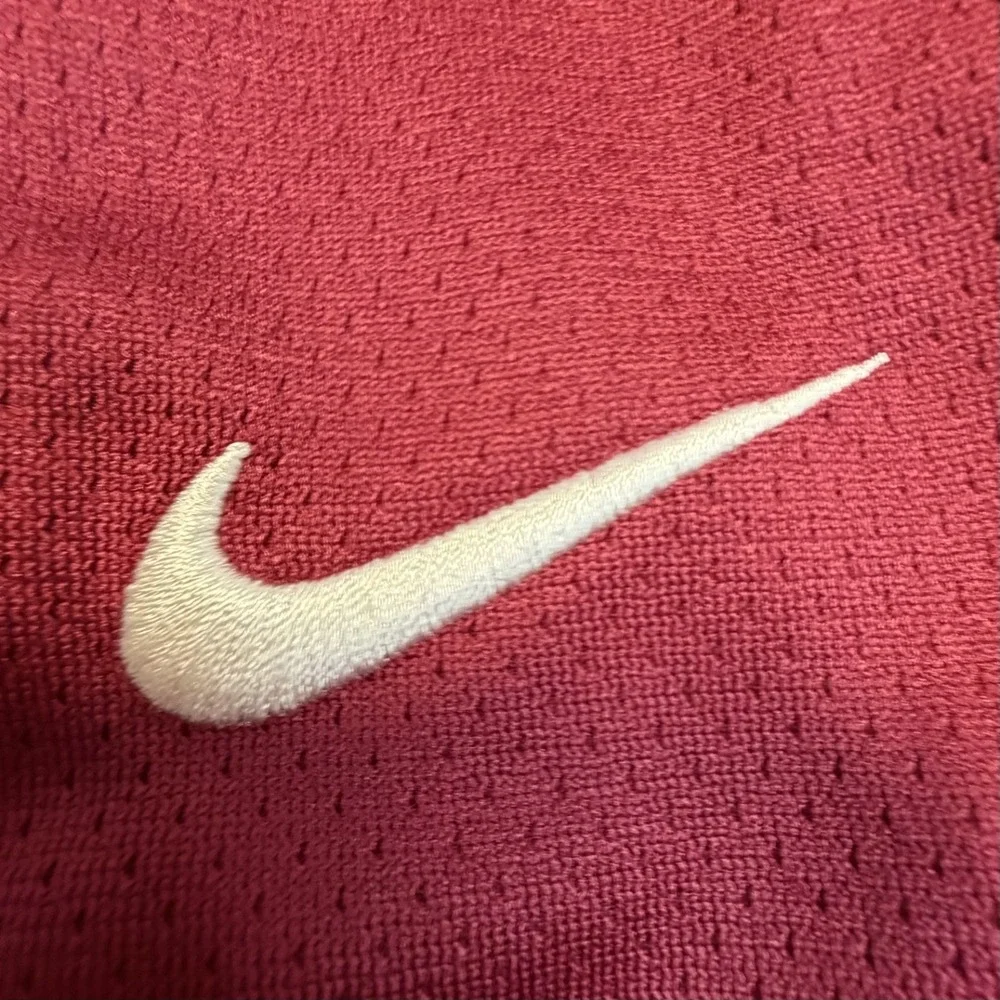 Nike Basketball Reversible Team Stock‎ Jersey White/Burgandy AA0078-104 Size L
